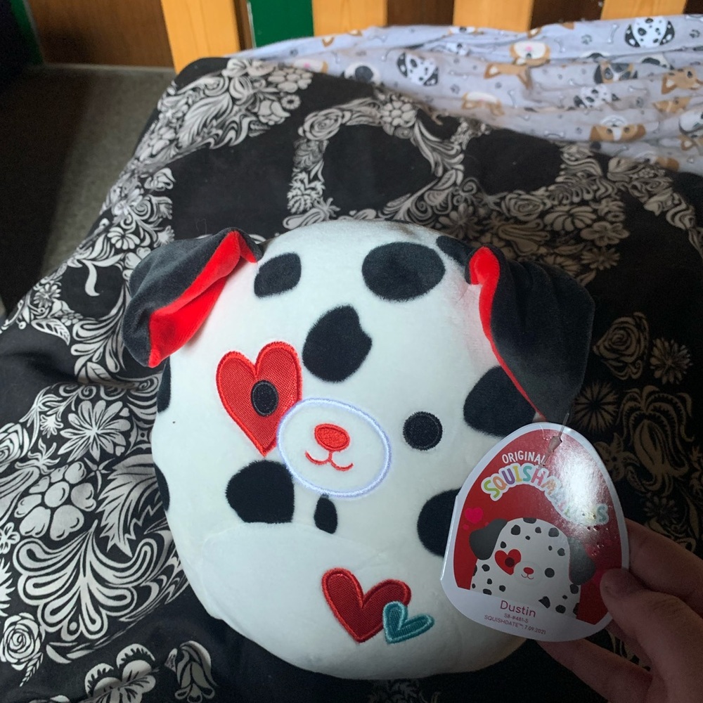 BNWT 8” Valentine’s Day Dustin the Dalmatian Squishmallow